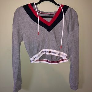 Tommy Hilfiger Cropped Sweatshirt